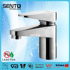 China Luxury bathroom series hot cold water basin mixer water faucet supplier