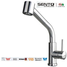China 360 revolving free control pull out kitchen sink faucet for home supplier