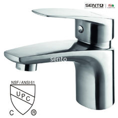 China Good quality lead free bathrooM wash basin faucet with CUPC supplier