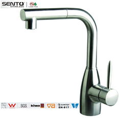 China Modern designs stainless steel faucet pull out kitchen sink mixer supplier