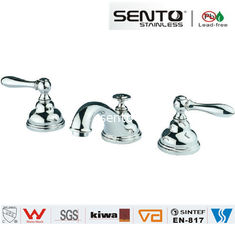China Classic style double handle water saving basin faucet for bathroom supplier